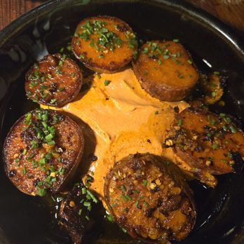 Oakleaf - THEY MIGHT BE TOSTONES - New American Near Me - Carrboro, North Carolina