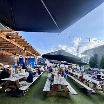 Breakside Brewery - Beaverton - Patio area. - Breweries Near Me - Beaverton, Oregon