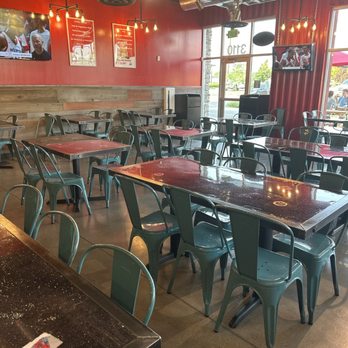 The Chicken Shanty - Dinning Space - Burgers Near Me - Meridian, Idaho The Chicken Shanty - Dinning Space - Burgers Near Me - Meridian, Idaho