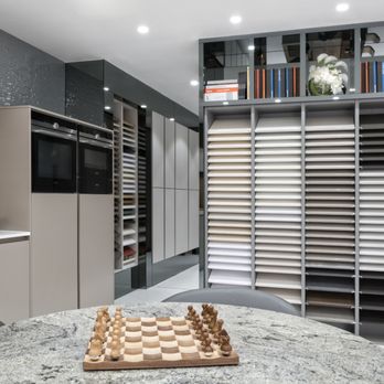 Silke Kitchens - Countless Door Samples - Kitchen & Bath Near Me - London, XGL