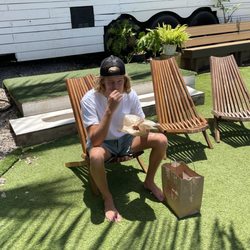 Banzai Bagels - Great place to sit and enjoy Hawaii's best bagels!