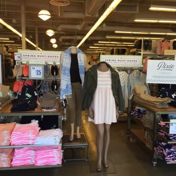 Old Navy - Store Entrance - Women's Clothing Near Me - Phoenix, Arizona Old Navy - Store Entrance - Women's Clothing Near Me - Phoenix, Arizona