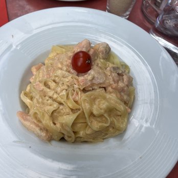 Cafe Di Roma - Salmon Tagliatelle - Italian Near Me - Paris, 75