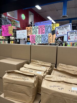 Zipps Liquors by null