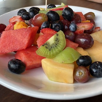 Kihei Caffe Lahaina - Fruit plate - Breakfast & Brunch Near Me - Lahaina, Hawaii