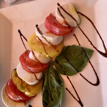 Cafe Santorini - Mozzarella Caprese - Italian Near Me - Pasadena, California Cafe Santorini - Mozzarella Caprese - Italian Near Me - Pasadena, California