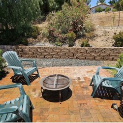 E-Magine Landscape Construction - Retaining keystone wall to hold up slope