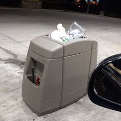 Hucks - Short of help or something or lazy employees?