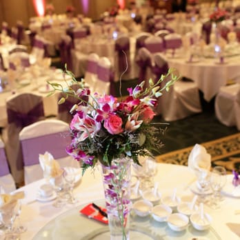 Sunshine Florist - My wedding reception centerpiece made by Sunshine Florist - Florists Near Me - Agoura Hills, California