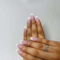 Artisan Nail Spa