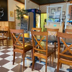 Sake - Dining room