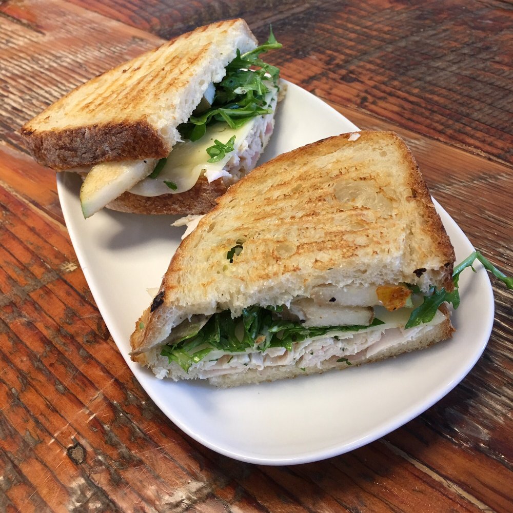 Chicken sandwich with arugula, pear, and cheese - so delicious! Chicken sandwich with arugula, pear, and cheese - so delicious!