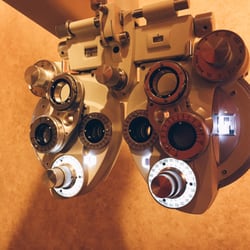 La Canada Eye Care - Technology