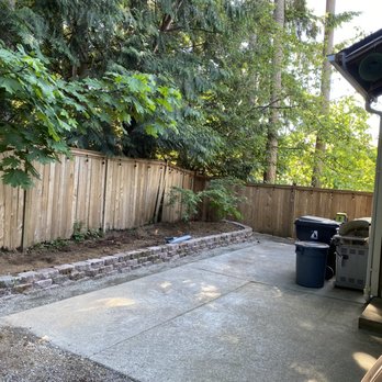 Warr Construction - Small landscape wall with some re-purposed bricks - Excavation Services Near Me - Olympia, Washington