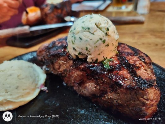 RED WOLFE INN - Updated December 2024 - 168 Photos & 152 Reviews - 130