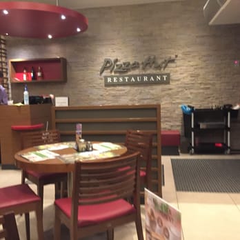 Pizza Hut - So clean inside! (and empty as it was very late) - Pizza Near Me - Munich, BY Pizza Hut - So clean inside! (and empty as it was very late) - Pizza Near Me - Munich, BY