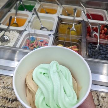 Market Square - Ice Cream & Frozen Yogurt Near Me - Chicago, Illinois
