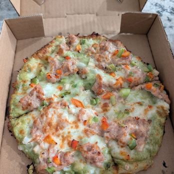 INTL Kitchen - Green curry roti pizza - Asian Fusion Near Me - Milpitas, California INTL Kitchen - Green curry roti pizza - Asian Fusion Near Me - Milpitas, California