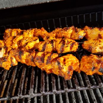 Elsafadi Supermarket - Shish tawouk marinated chicken on the bbq - Grocery Near Me - Edmonton, Alberta