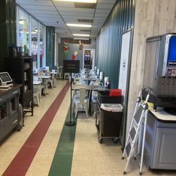 S&S BBQ and Annie’s Ice Cream - Dining area, ice cream shop