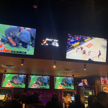 Buffalo Wild Wings - Televisión - Chicken Wings Near Me - Chula Vista, California Buffalo Wild Wings - Televisión - Chicken Wings Near Me - Chula Vista, California