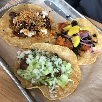 Lonesome Rose - Logan Square - Mushroom mole, fire chicken, and pork belly tacos. - Bars Near Me - Chicago, Illinois Lonesome Rose - Logan Square - Mushroom mole, fire chicken, and pork belly tacos. - Bars Near Me - Chicago, Illinois