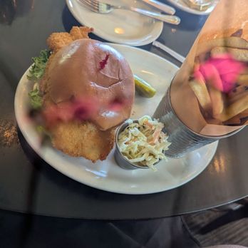 City Limits Diner - Diners Near Me - White Plains, New York City Limits Diner - Diners Near Me - White Plains, New York