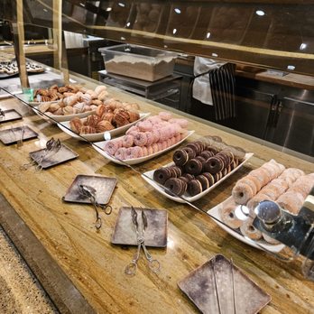 Wicked Spoon - Donut dessert bar! - Buffets Near Me - Las Vegas, Nevada Wicked Spoon - Donut dessert bar! - Buffets Near Me - Las Vegas, Nevada