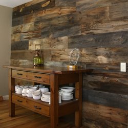 Board & Bolt - Wood Wall with Large Planks