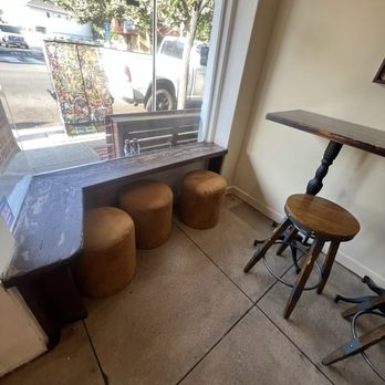 Kafn Coffee Bar - Coffee & Tea Near Me - Glendale, California