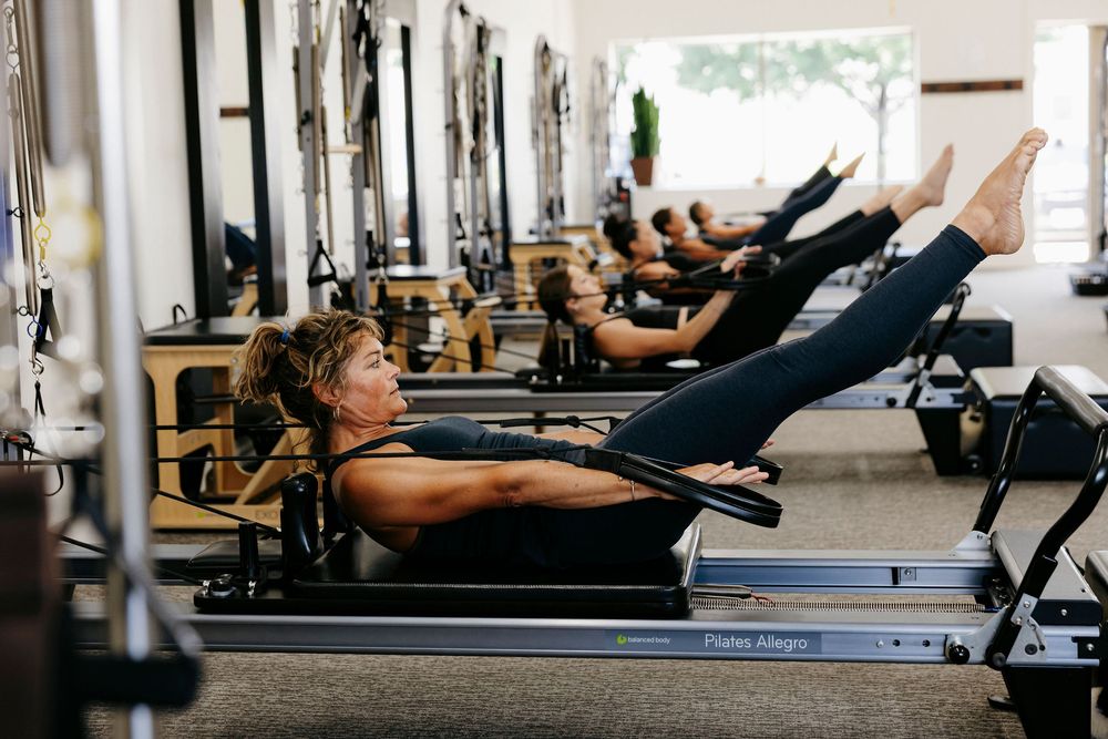 Refine Pilates Logo