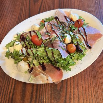 Compari's on the Park - Insalata Capri - Pizza Near Me - Plymouth, Michigan Compari's on the Park - Insalata Capri - Pizza Near Me - Plymouth, Michigan