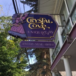Crystal Cove - Welcome sign