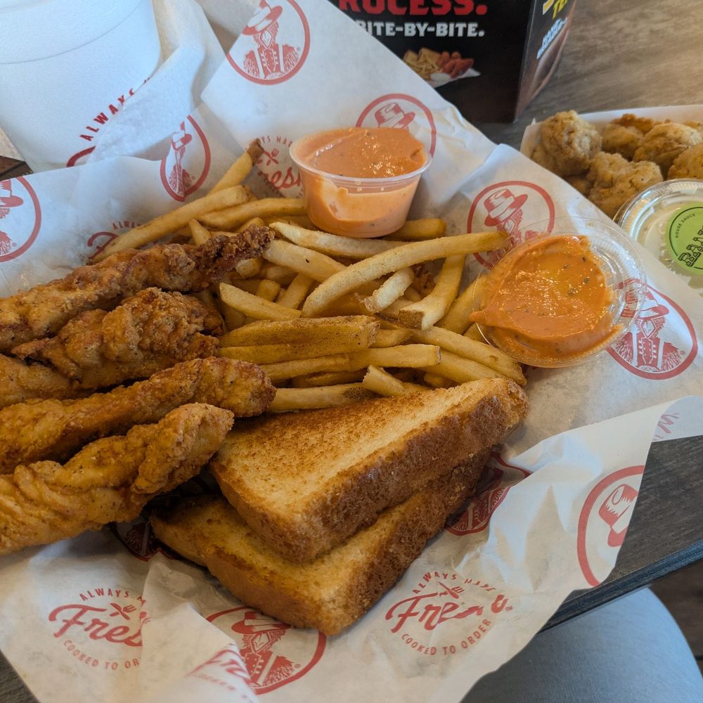 4 piece tender meal with fried mushrooms 4 piece tender meal with fried mushrooms