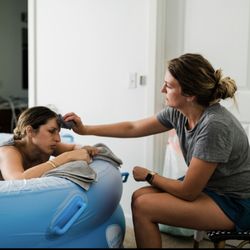 Glory Birth - Laboring on a blistering hot day without AC, this sweet mom never mentioned it...