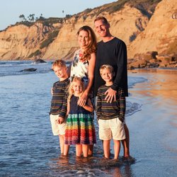 Family Portrait Session in La Jolla, CA by Ashley DuChene Photography.