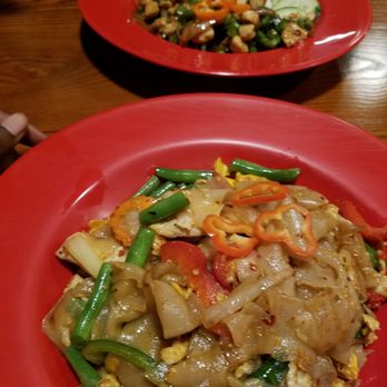 Trike Noodle - Thai Near Me - Chicago, Illinois