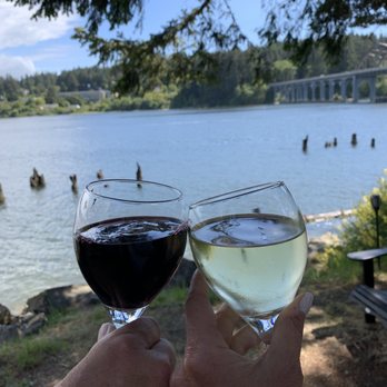 Waterfront Depot Restaurant - Outside seating - Seafood Near Me - Florence, Oregon Waterfront Depot Restaurant - Outside seating - Seafood Near Me - Florence, Oregon