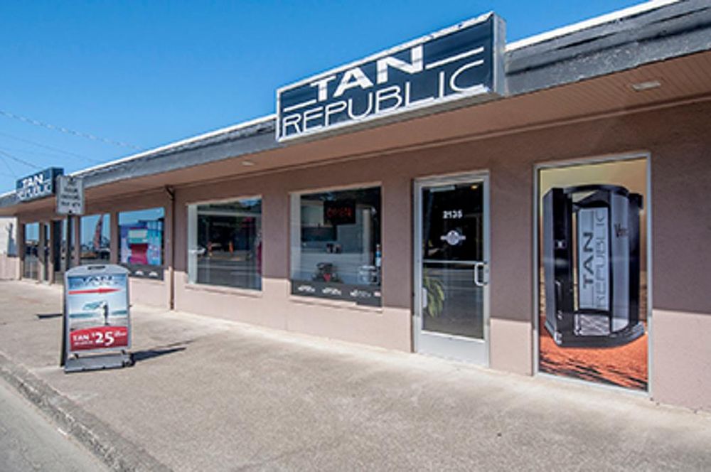 TAN REPUBLIC LINCOLN CITY Updated September 2024 11 Photos 2135 Northwest US 101, Lincoln