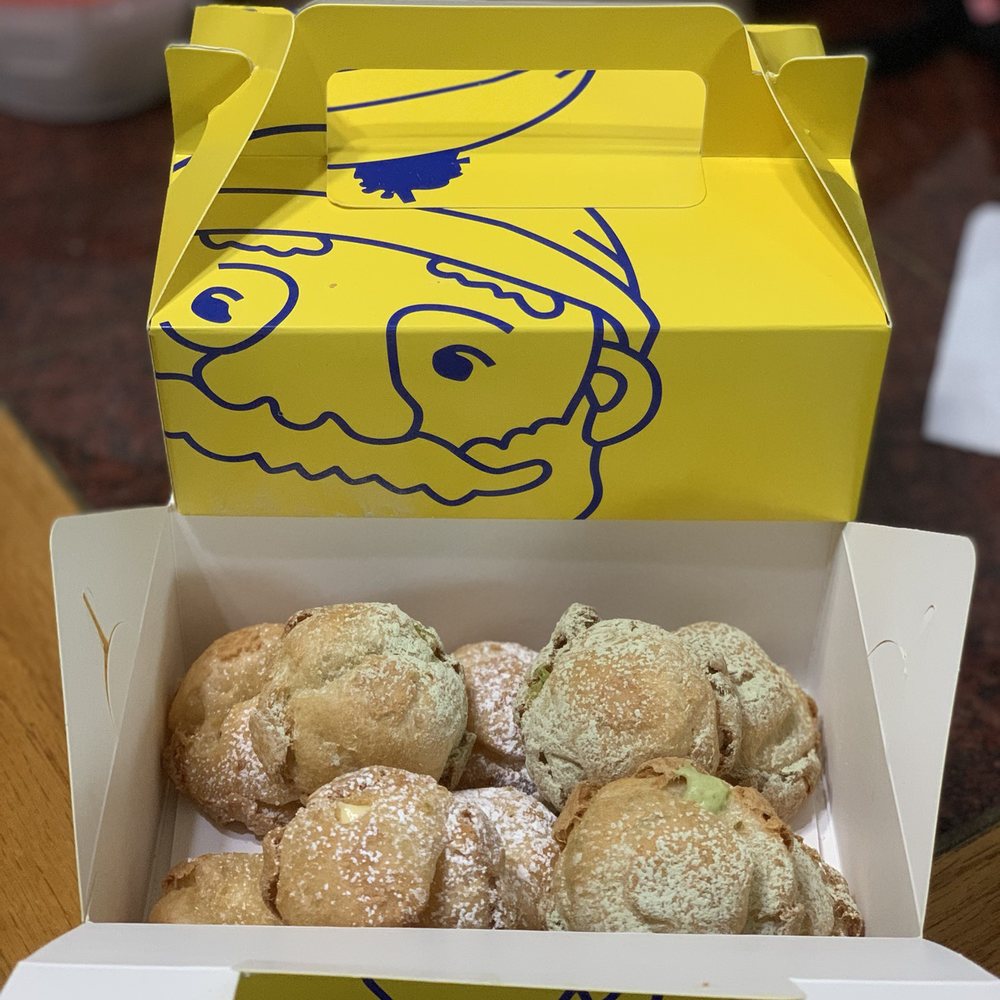Beard Papa's - Desserts Near Me - Flushing, New York