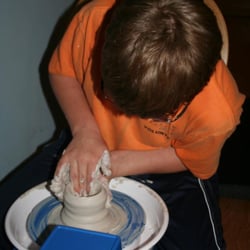 Clay Corner Studio - Pottery Wheel, create your own