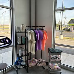 Saltea Sloth - Merch station