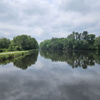 Blackstone River & Canal State Park - Canal - Hiking Near Me - Uxbridge, Massachusetts