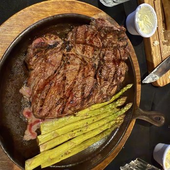 Abe's Ribeye Barn - 10 oz ribeye with asparagus - Steakhouses Near Me - Dyersburg, Tennessee Abe's Ribeye Barn - 10 oz ribeye with asparagus - Steakhouses Near Me - Dyersburg, Tennessee