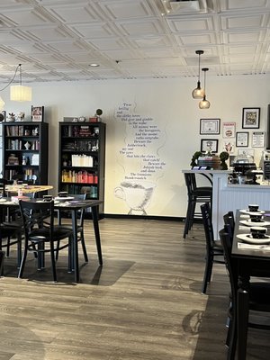 Drink Me! Tea Room by null