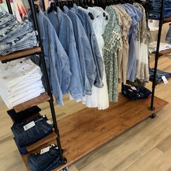 Rustic & Refined Boutique