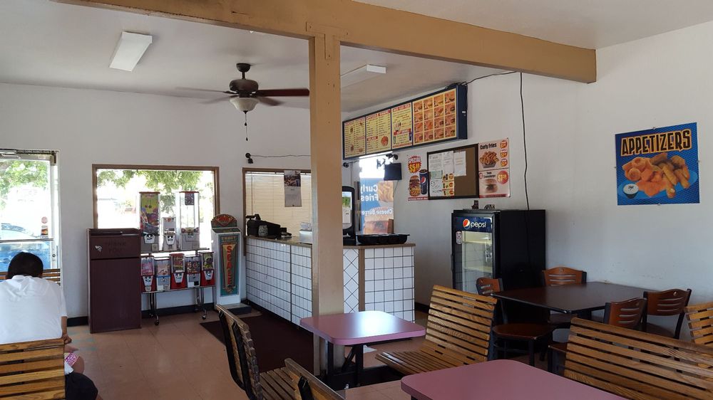 STAR BURGER DRIVE IN 13 Reviews 296 Oller St, Mendota, California