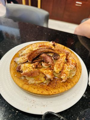 Casa España Tapas Y Vinos by null