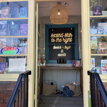 Second Star To The Right Books - Entrance - Bookstores Near Me - Denver, Colorado
