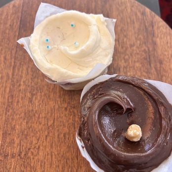 Baked & Wired - Tessita Cupcake and Smurfette Cupcake - Bakeries Near Me - Washington, DC, District of Columbia